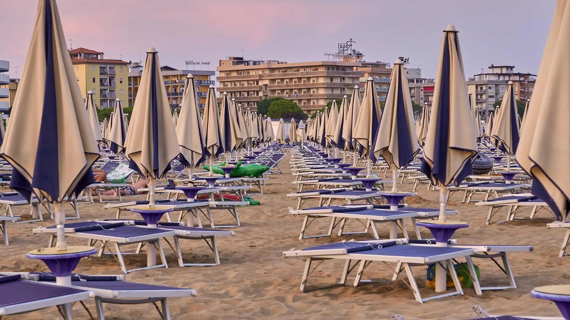 Elegant Seaview Flat With Private Terrace Apartment Bibione Italy