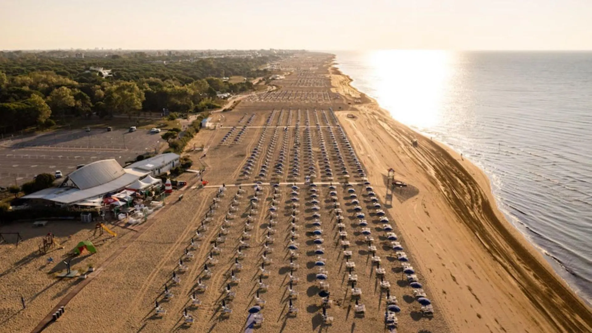 Elegant Seaview Flat With Private Terrace Apartment Bibione