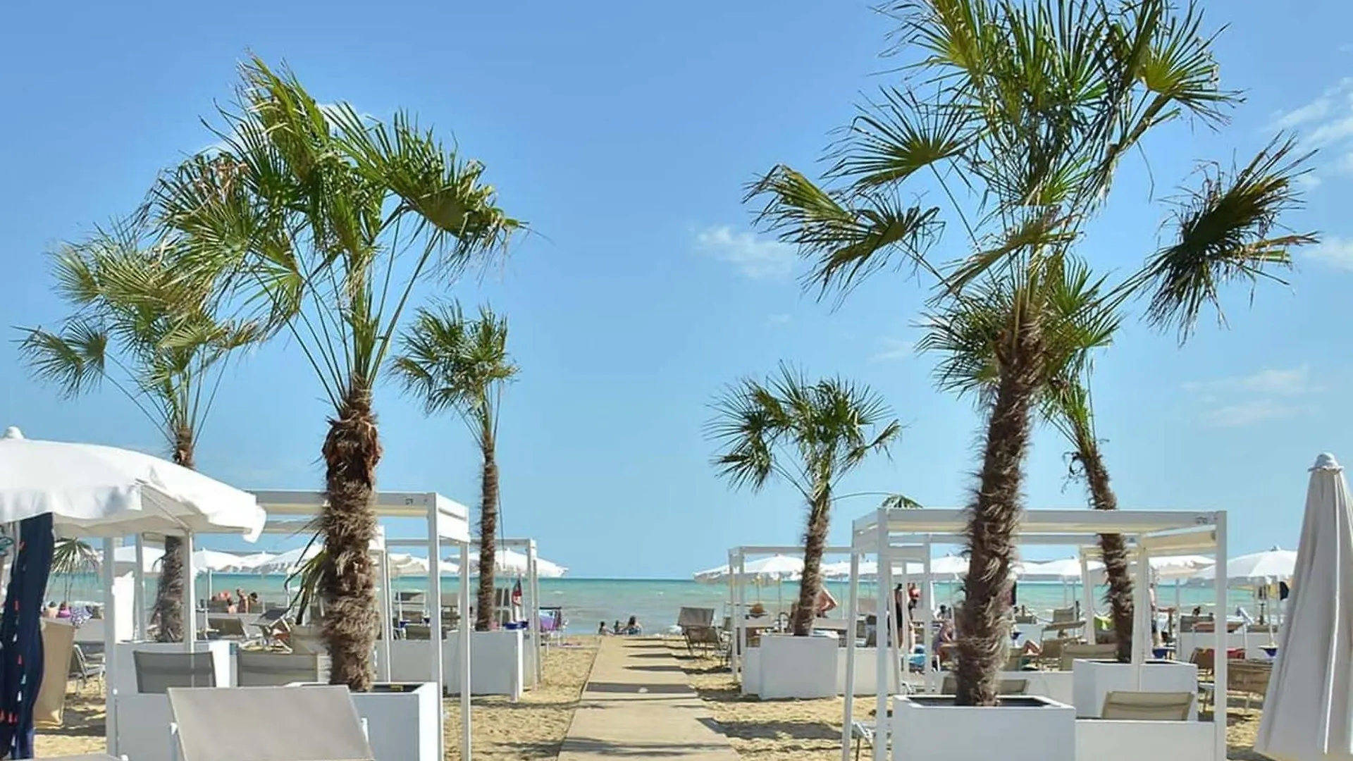 Elegant Seaview Flat With Private Terrace Apartment Bibione Italy